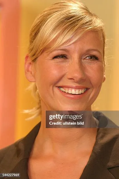 Andrea Kiewel red carpet