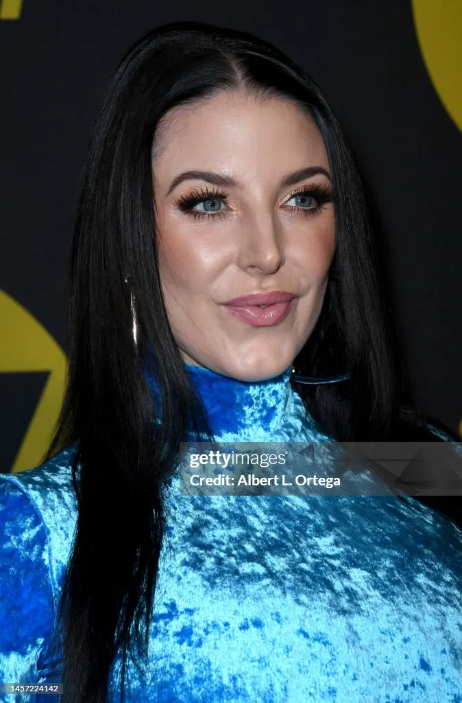 Angela White press shot