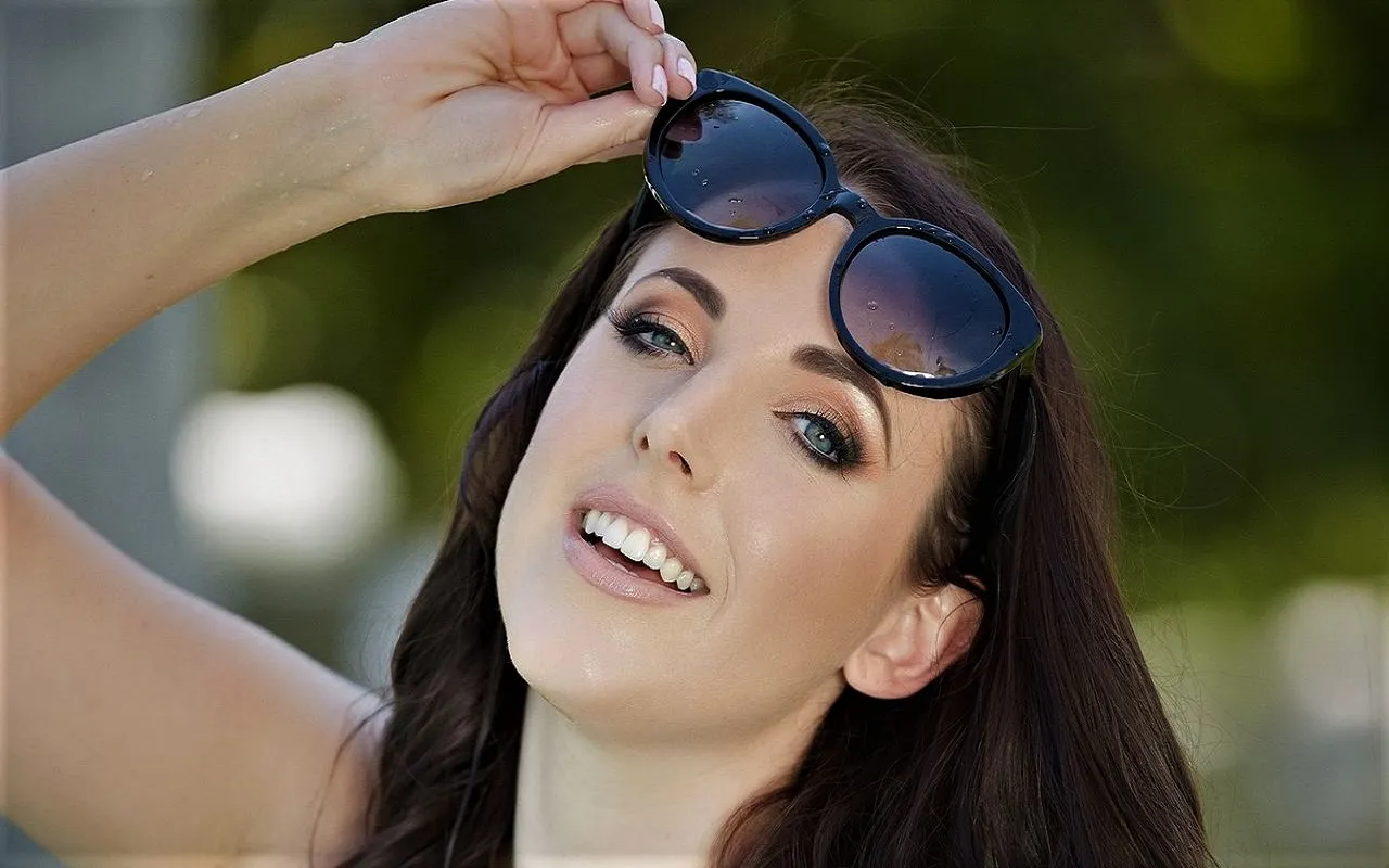 Angela White profile photo