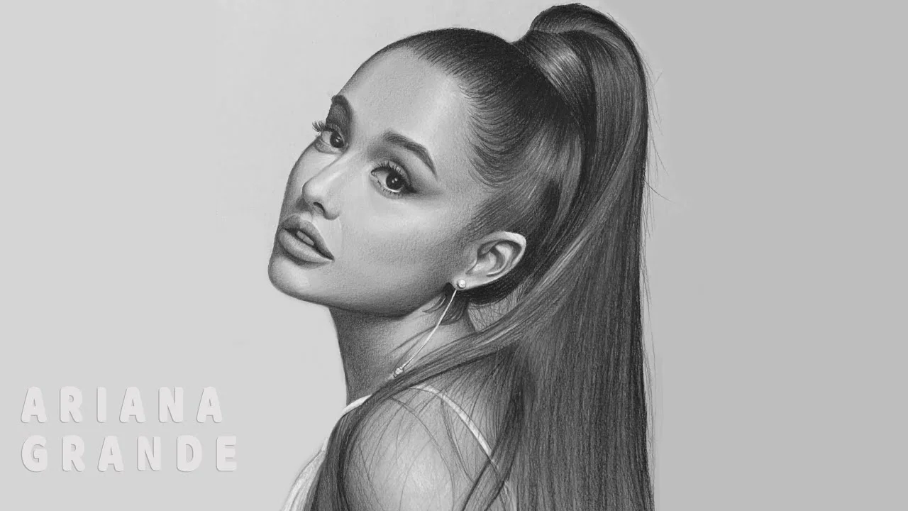 Ariana Grande press shot
