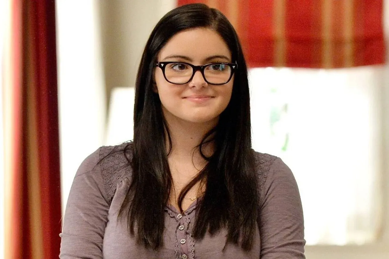 Ariel Winter Leak: Modern Family Child Star to Adult Career press shot