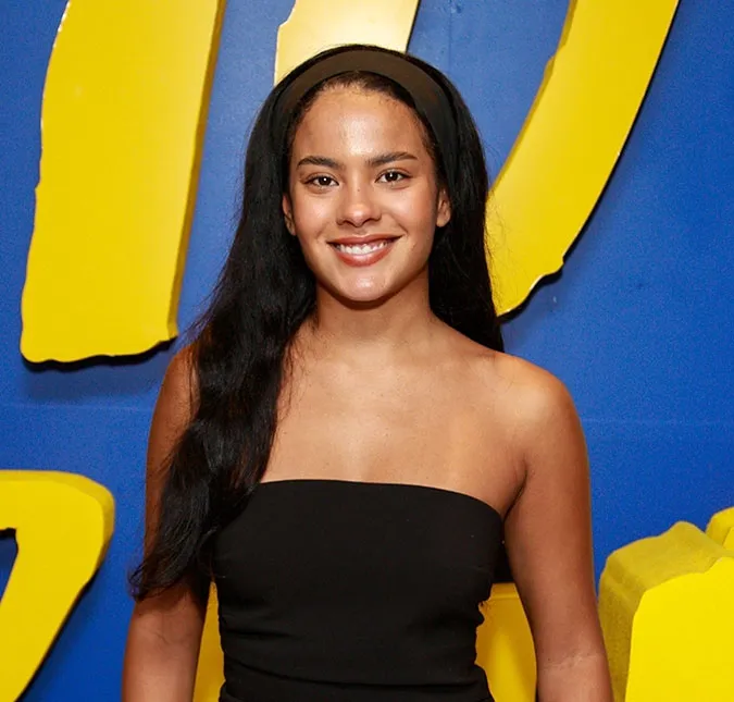 Bella Campos red carpet