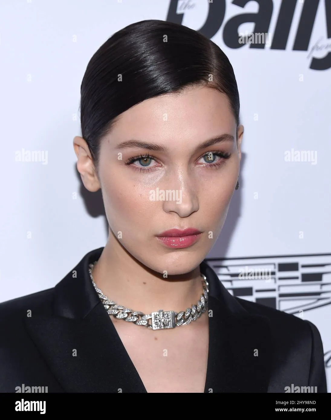 Bella Hadid profile photo