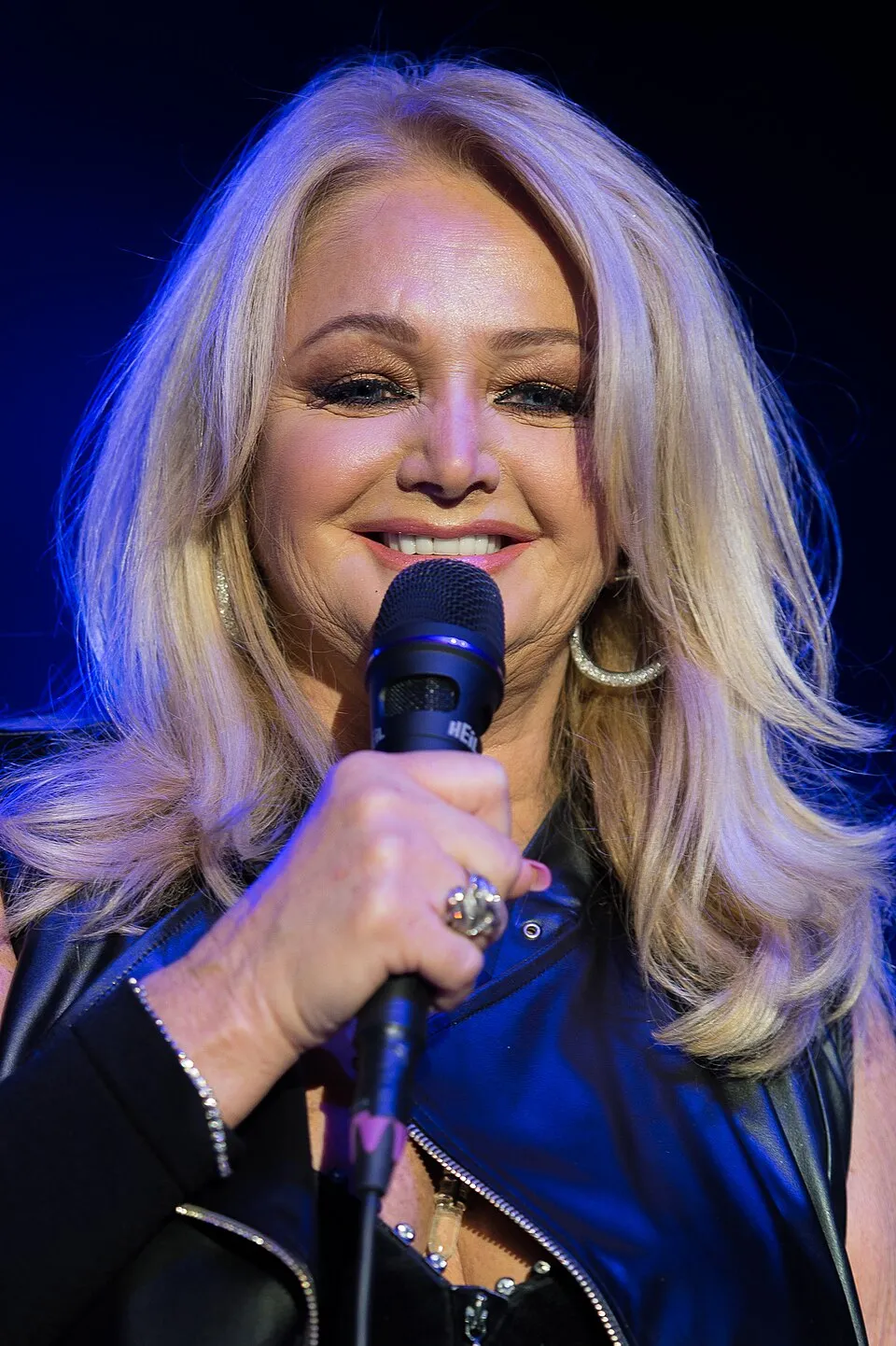 Bonnie Tyler red carpet