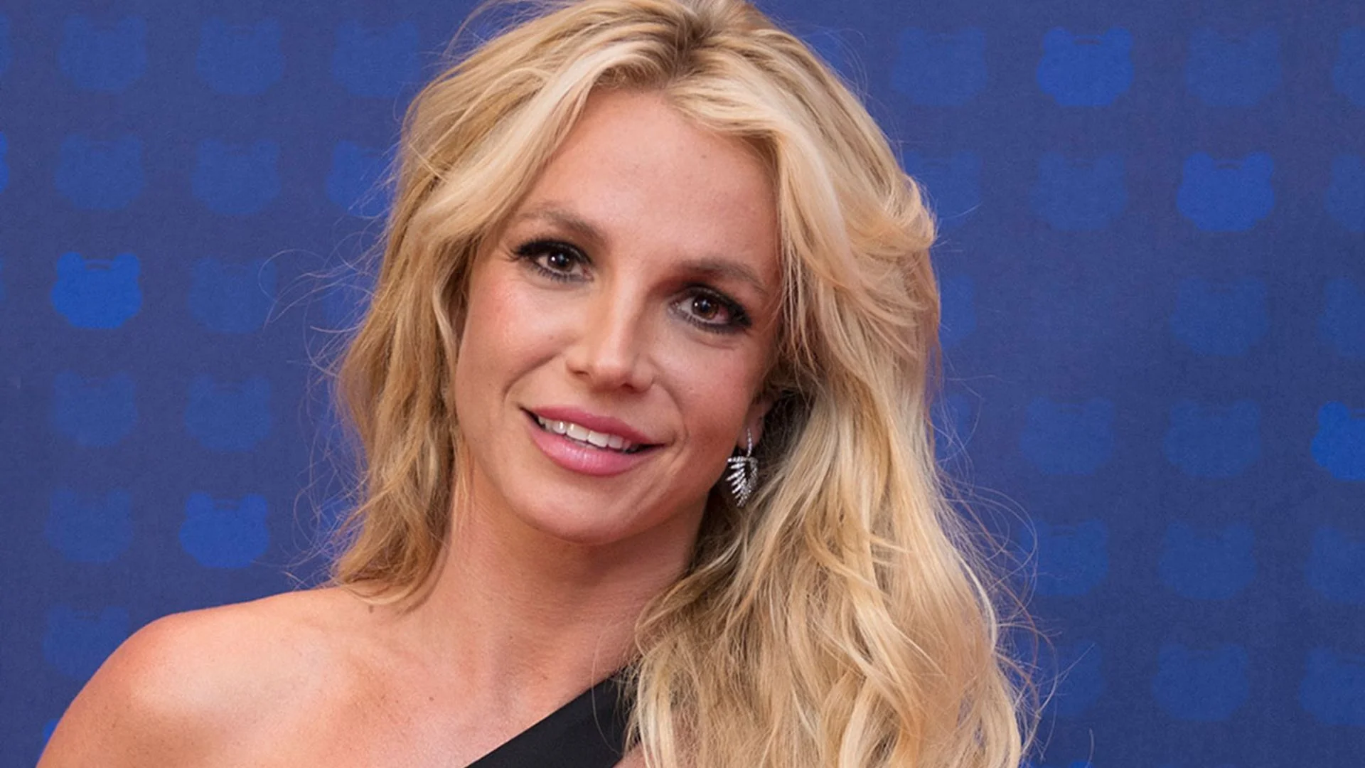 Britney Spears red carpet
