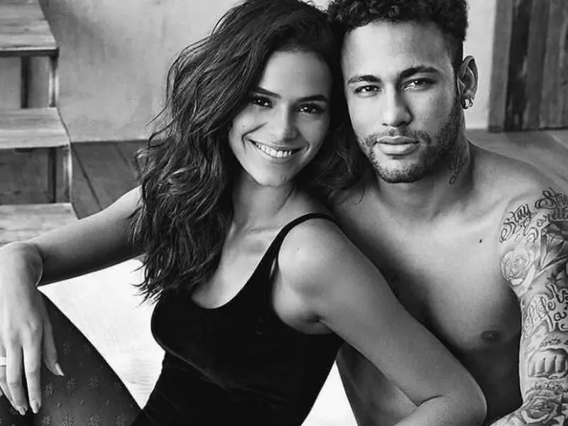 Bruna Marquezine e Neymar: a saga 2012-2018, atriz press shot