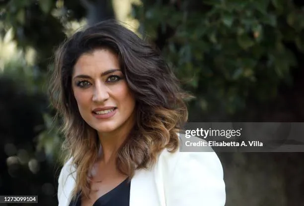 Elisa Isoardi press shot