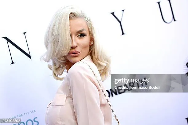 Courtney Stodden red carpet