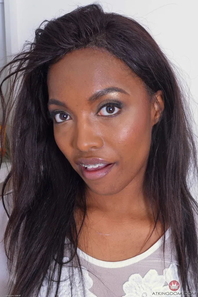 Daya Knight press shot