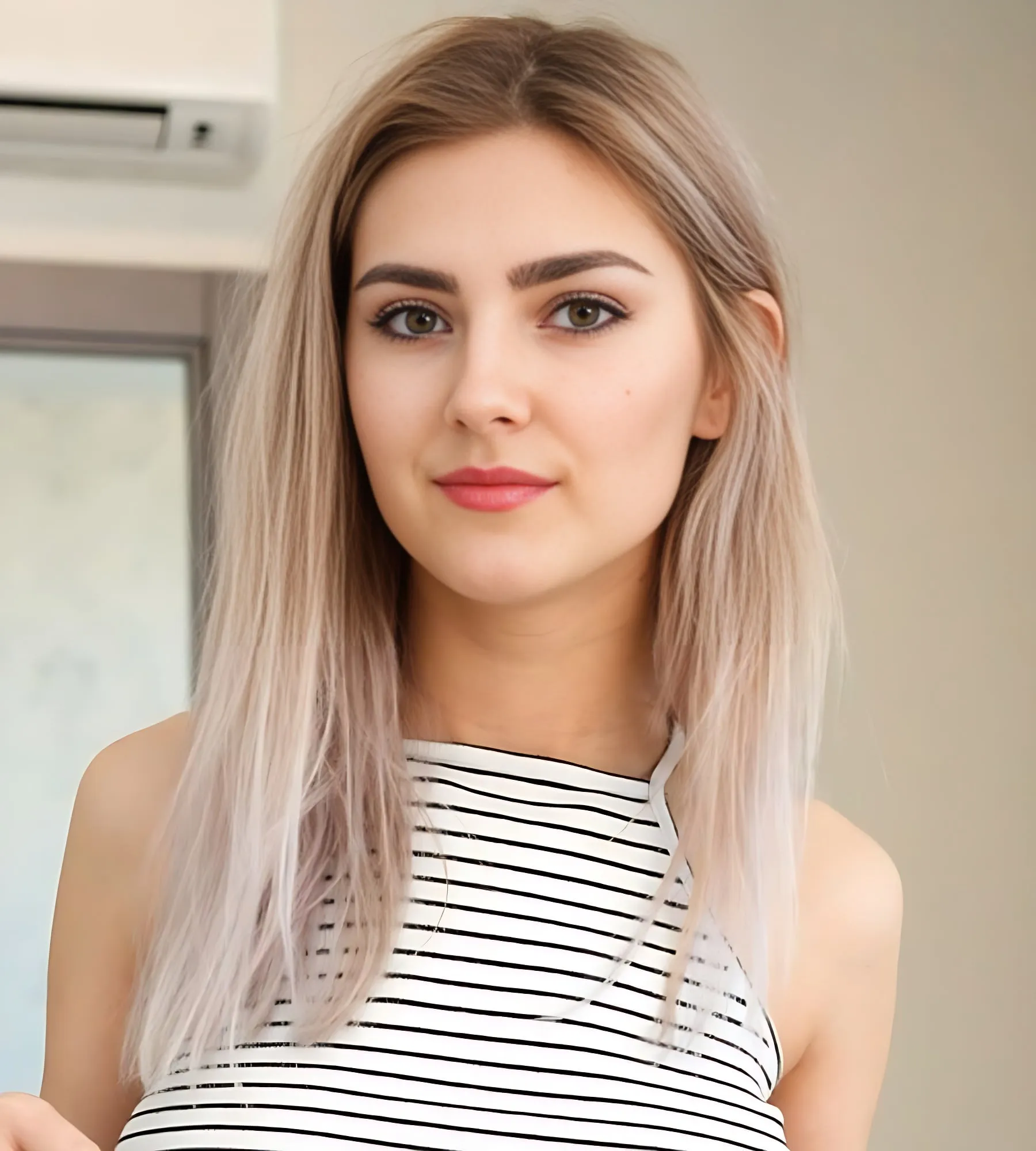 Eva Elfie press shot