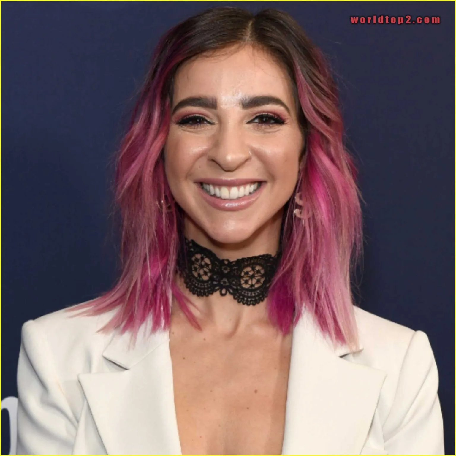 Gabbie Hanna red carpet