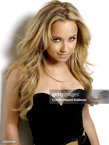 Hayden Panettiere press shot