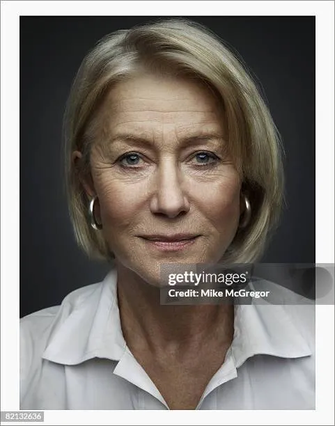 Helen Mirren red carpet