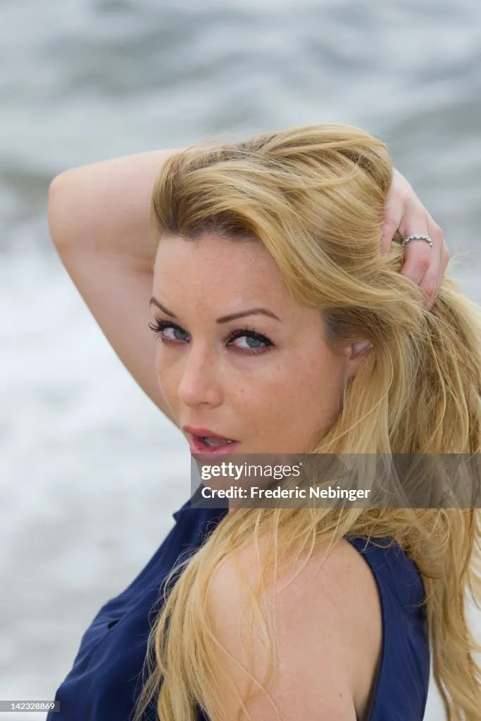 Kayden Kross editorial