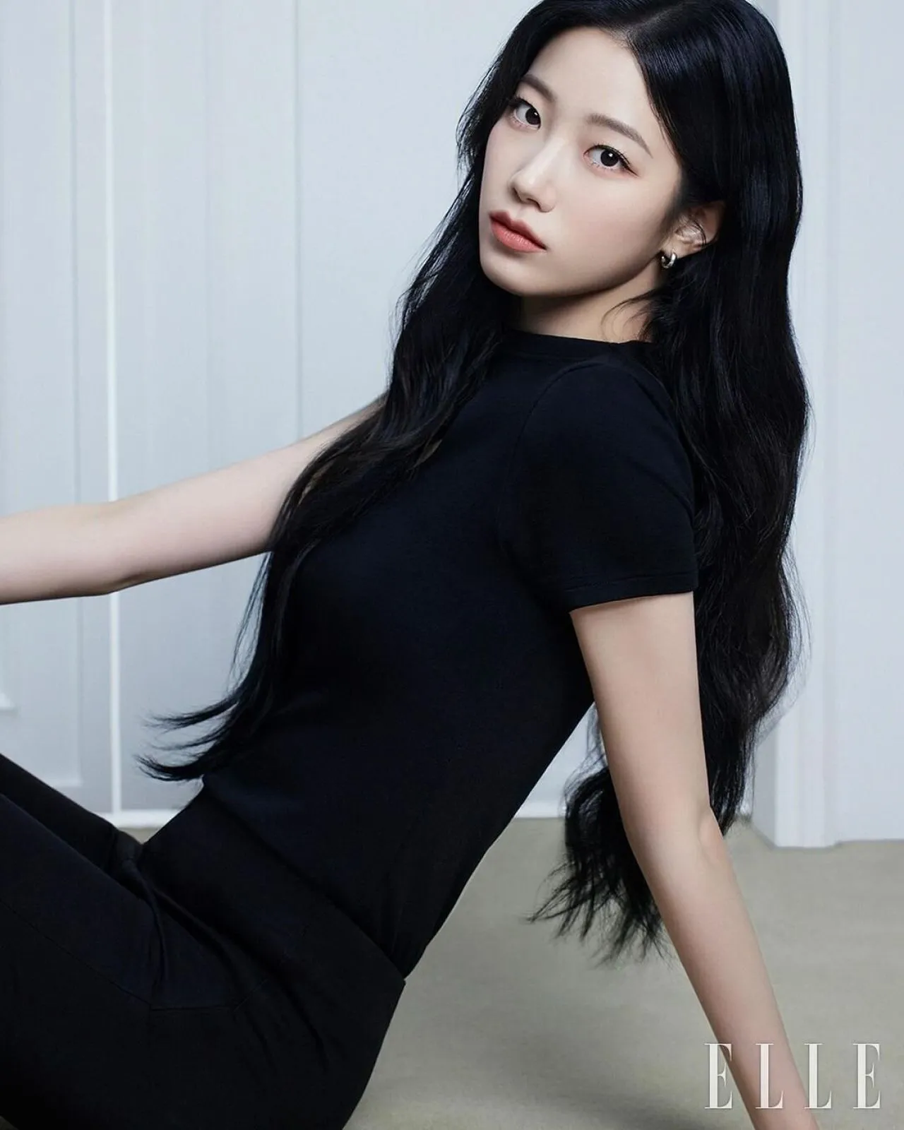 Kazuha (LE SSERAFIM) press shot