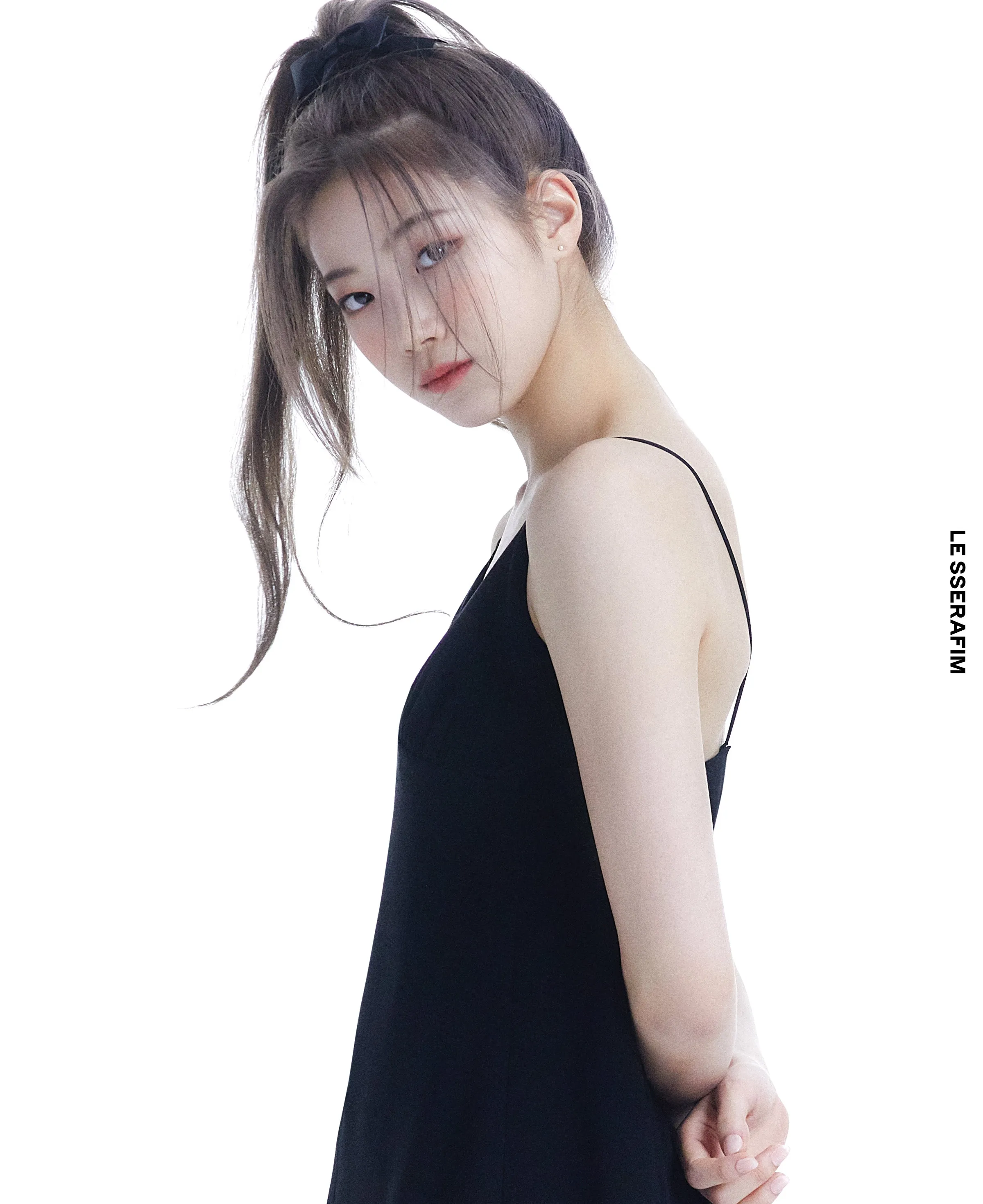 Kazuha (LE SSERAFIM) editorial