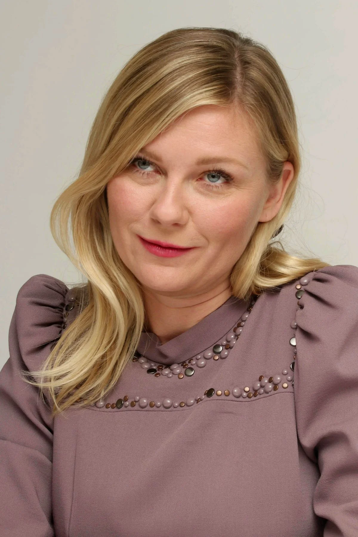 Kirsten Dunst editorial