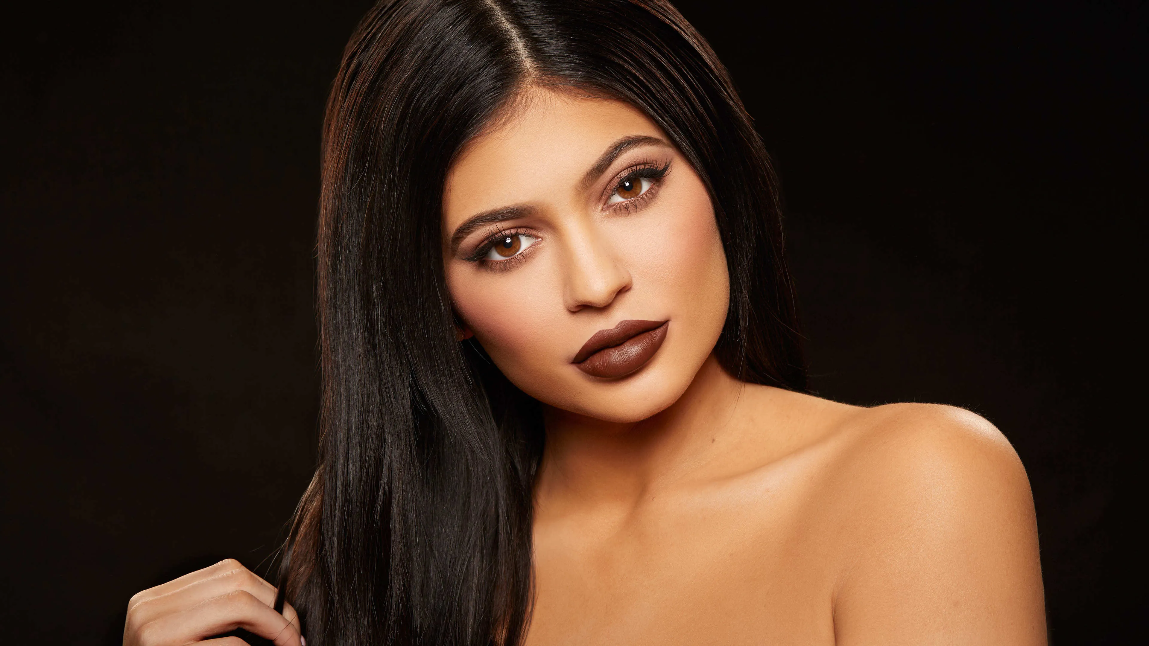 Kylie Jenner red carpet