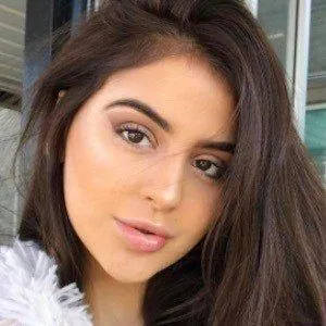 Lauren Giraldo red carpet