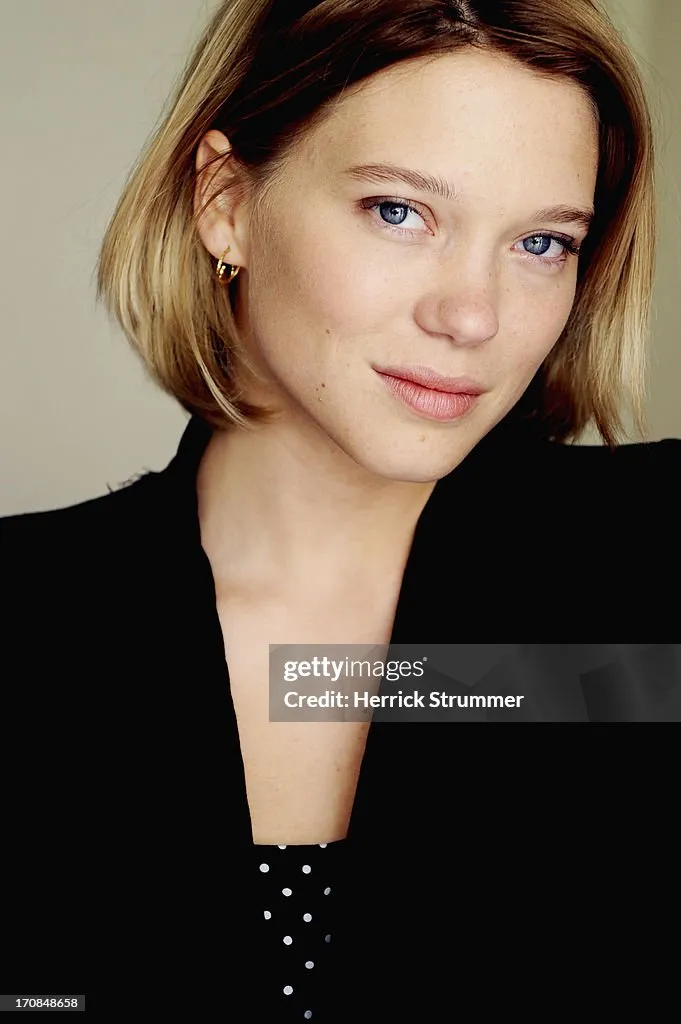 Léa Seydoux profile photo