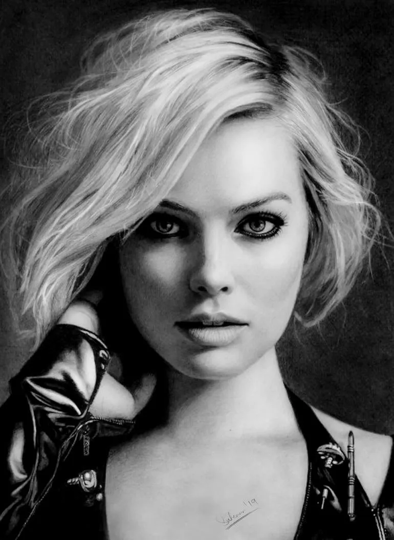 Margot Robbie profile photo