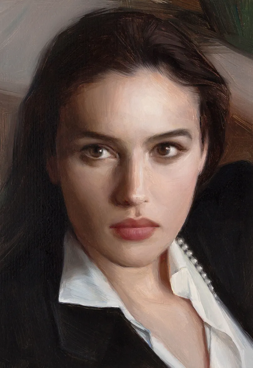 Monica Bellucci press shot
