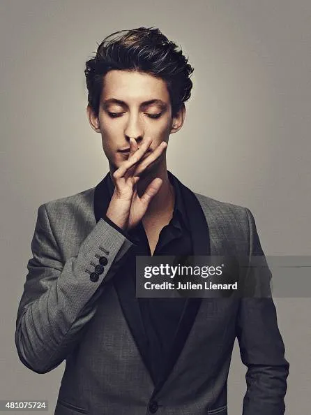 Pierre Niney press shot