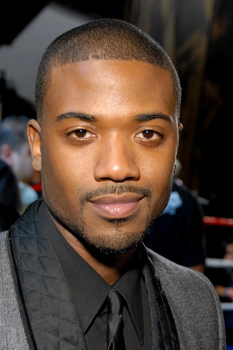 Ray J press shot