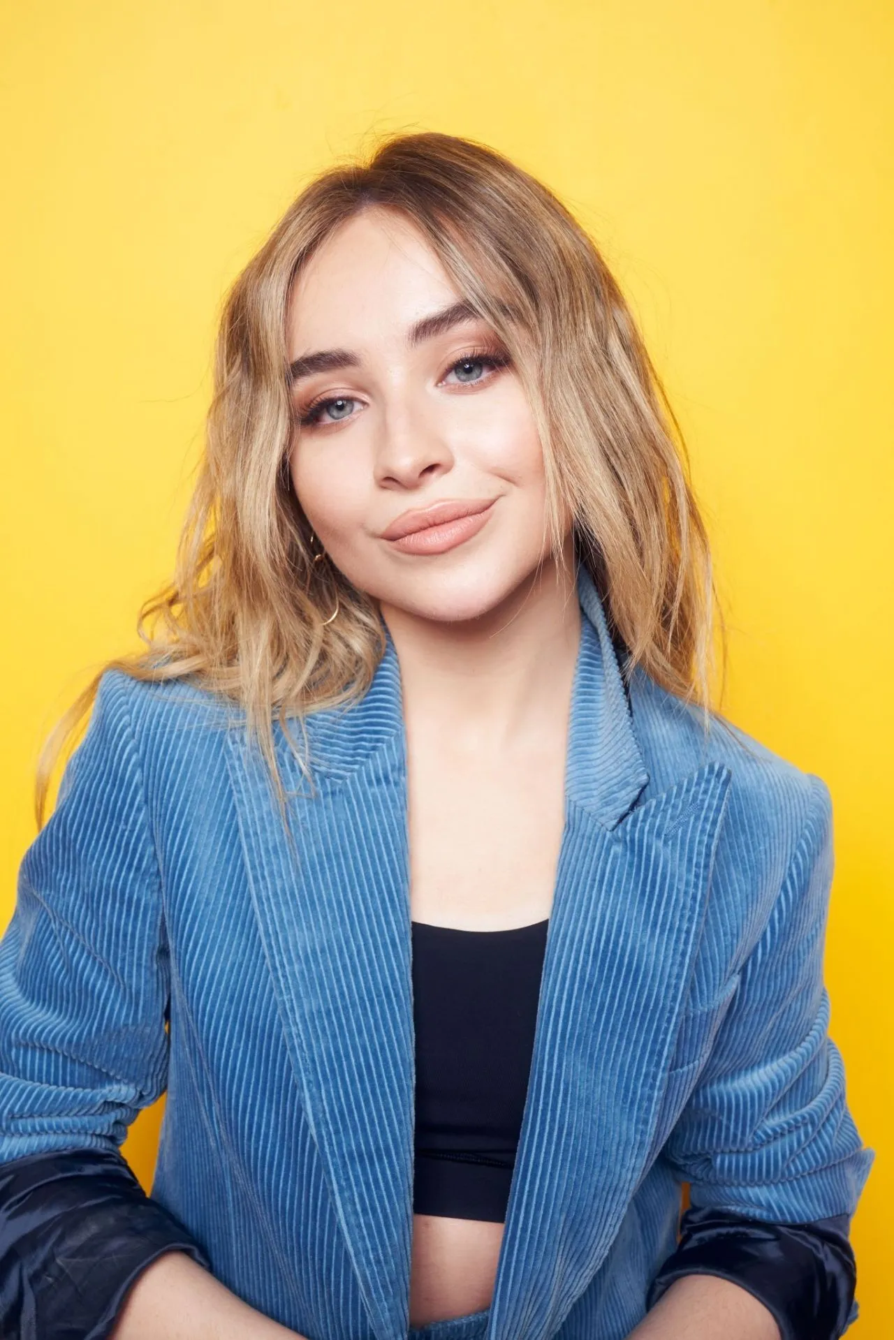 Sabrina Carpenter press shot