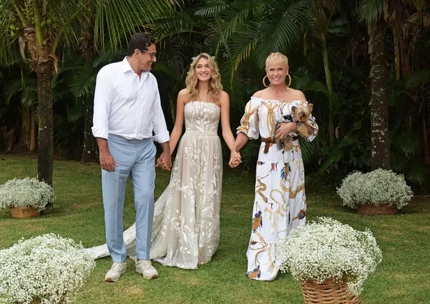 Sasha Meneghel: filha de Xuxa, modelo, casamento João profile photo