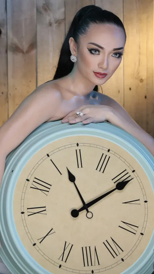 Sweet Anita Stalker Timeline: 2019-2024 Chronology press shot