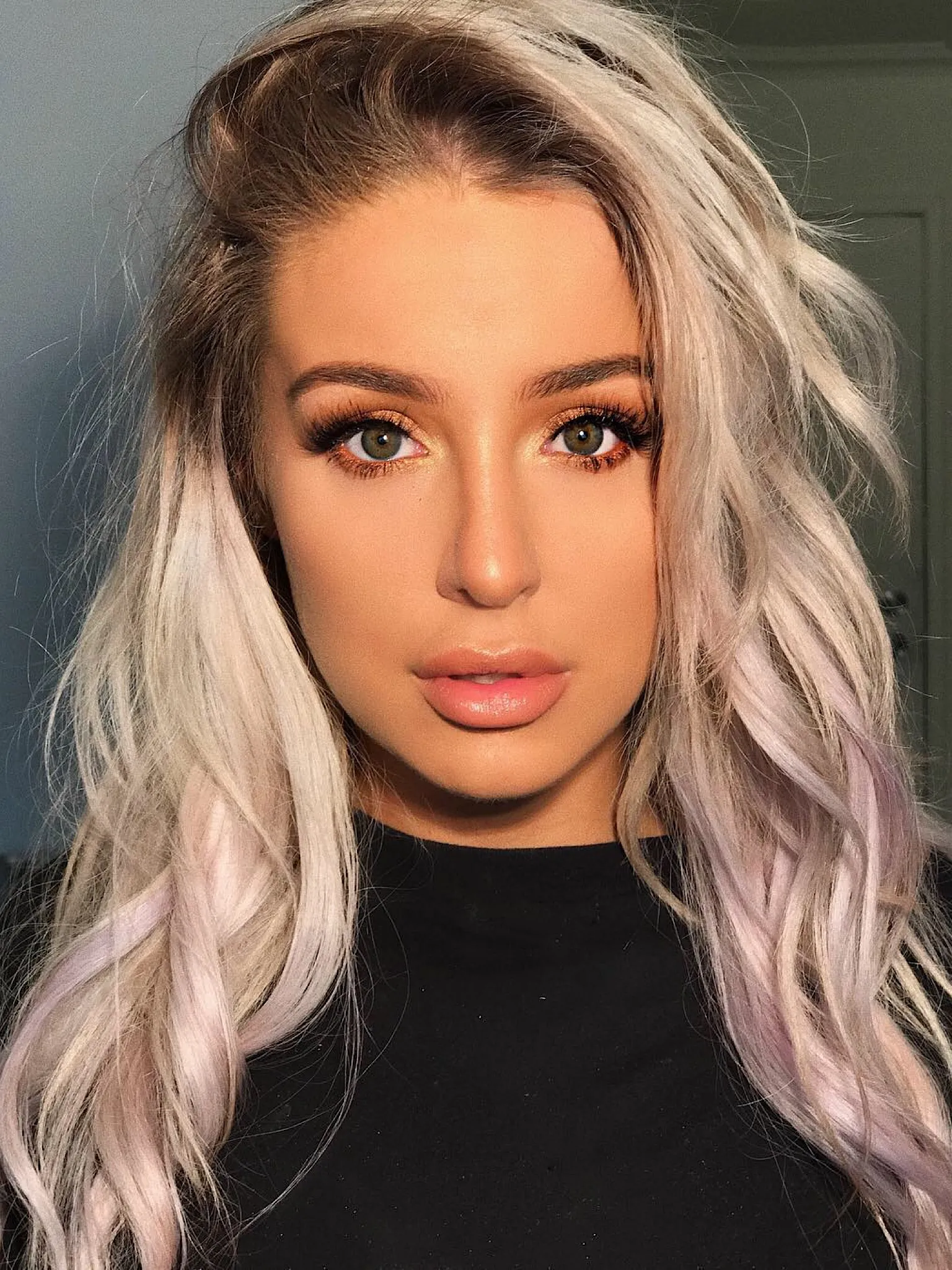 Tana Mongeau headshot 2024
