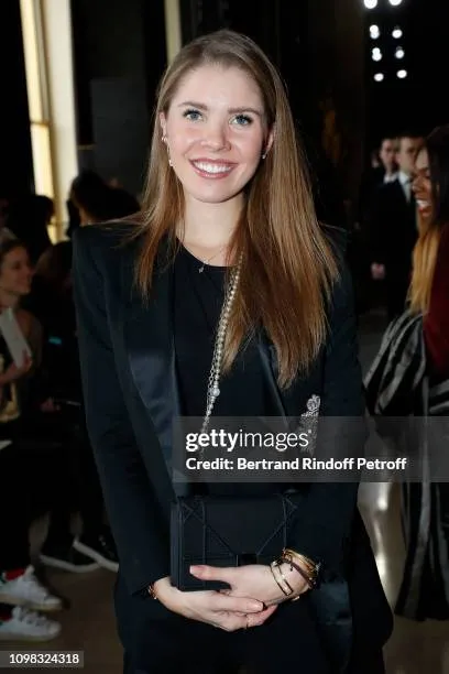 Victoria Swarovski red carpet